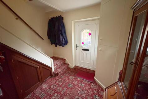 Hallway and stairs.jpg