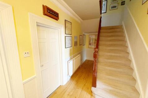 Hallway and stairs.jpg