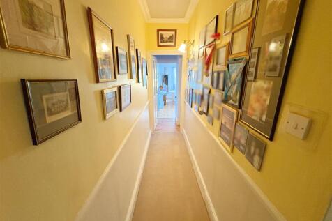 Ist floor landing.jpg