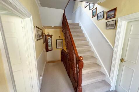 Landing and stairs to 2nd floor.jpg