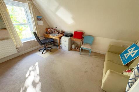 Bedroom Three (1).jpg