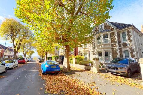 Street view towards park.jpg