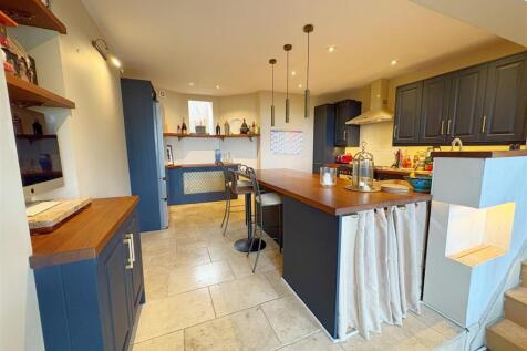 Kitchen_Breakfast room (4).jpg