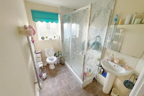 Shower room and Wc.jpg