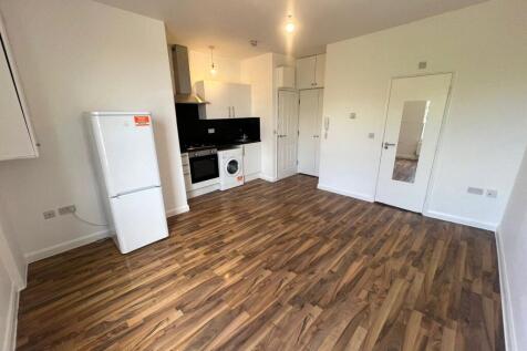 Living Room/Kitchen