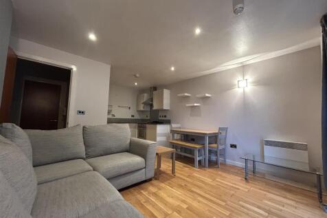 Livingroom.jpeg