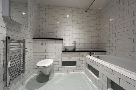 Bathroom.jpeg
