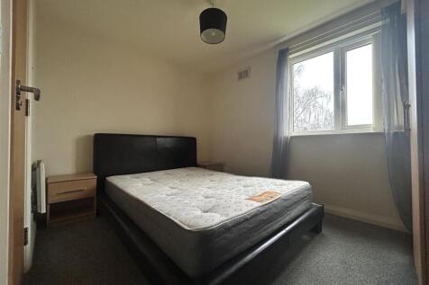 1st Bedroom.jpeg