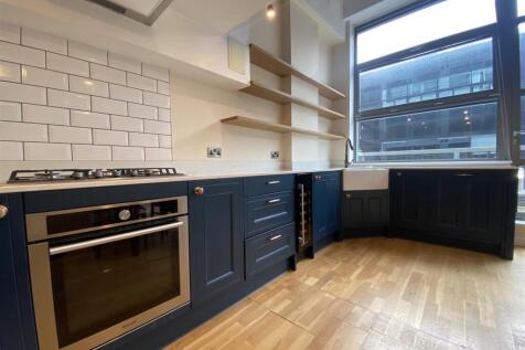 Kitchen (2).jpeg