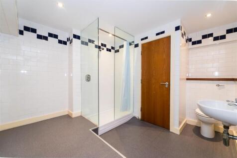 Upstairs Bathroom