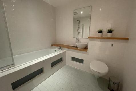 Bathroom.jpeg
