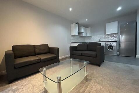 Livingroom (2).jpeg