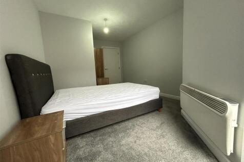 2nd Bedroom (2).jpeg