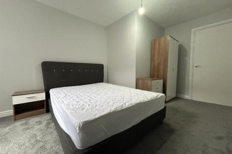 2nd Bedroom (4).jpeg