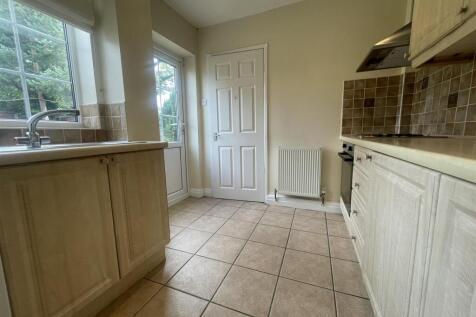 Kitchen 1.jpeg