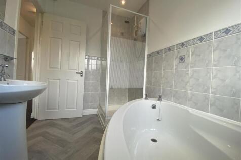 Bathroom.jpeg