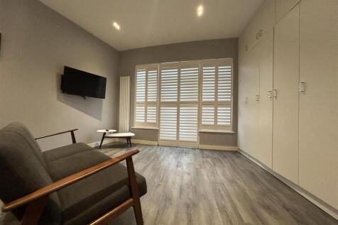 Living Bedroom.jpeg