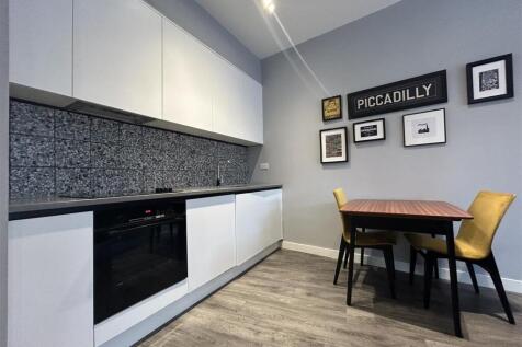 Kitchen Dining.jpeg