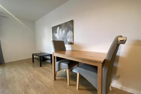 Dining area.jpeg