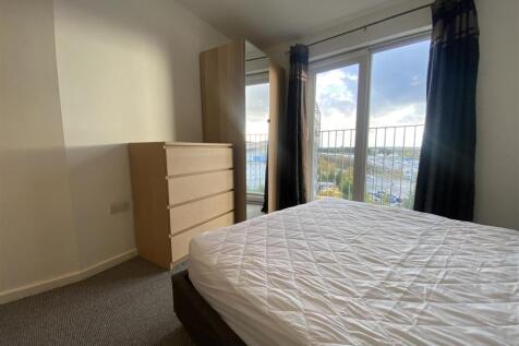 1st Bedroom 2.jpeg