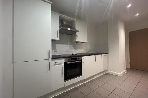 Kitchen (3).jpeg