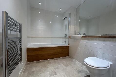 Bathroom.jpeg