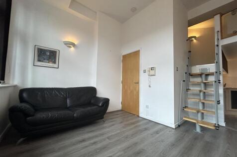 Livingroom.jpeg