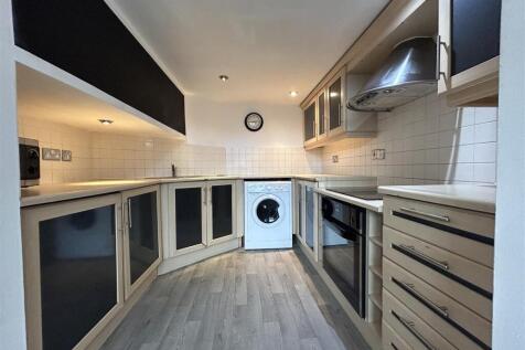Kitchen (3).jpeg