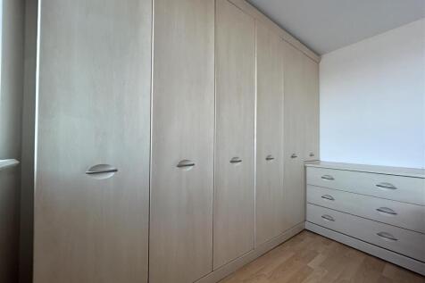 Bedroom (2).jpeg