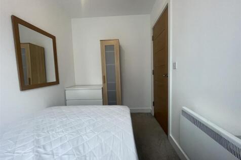 2nd Bedroom 2.jpeg
