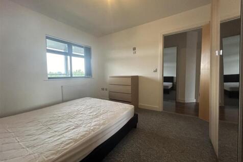 1st Bedroom.jpeg