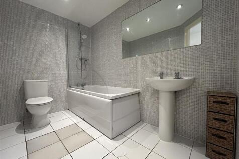 Bathroom.jpeg