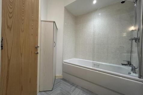 Bathroom.jpeg