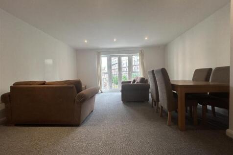 Livingroom (4).jpeg