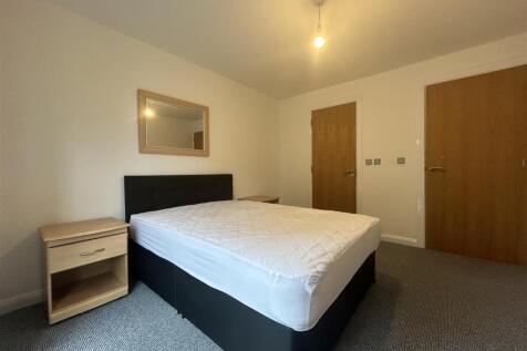 1st Bedroom (2).jpeg