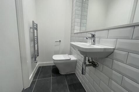 En suite 2.jpeg