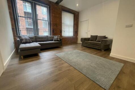 Livingroom 5.jpeg