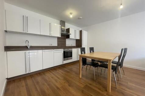 Kitchen Dining.jpeg