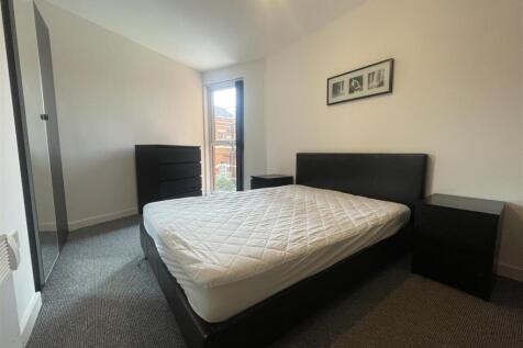 1st Bedroom.jpeg