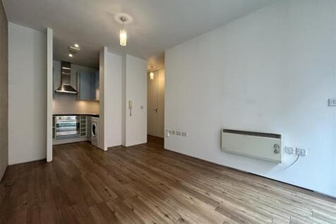 Livingroom (4).jpeg