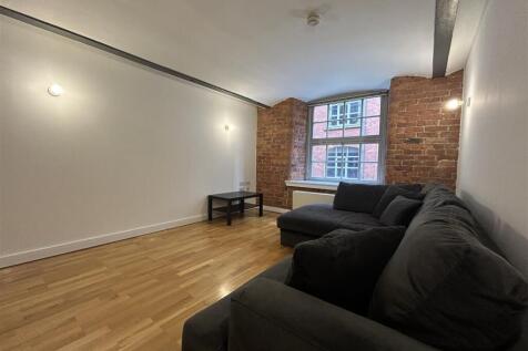Livingroom (2).jpeg