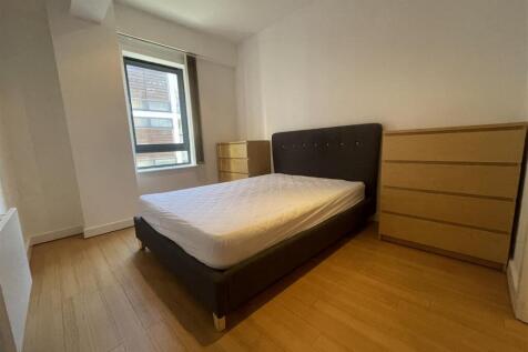 1st Bedroom.jpeg