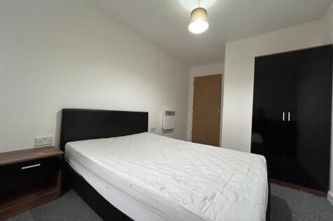2nd Bedroom (2).jpeg