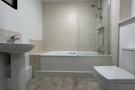 Bathroom.jpeg