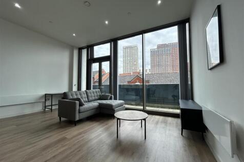 Livingroom (4).jpeg