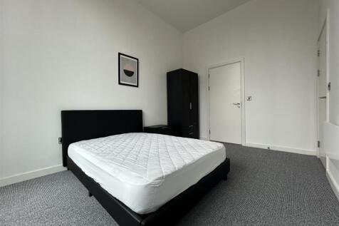 Bedroom (2).jpeg
