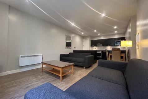 Livingroom (4).jpeg