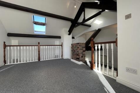 Top Floor (3).jpeg