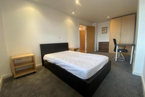 1st Bedroom.jpeg