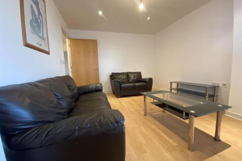 Livingroom 3.jpeg